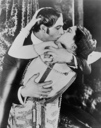 Rudolph Valentino and Nita Naldi Kissing
